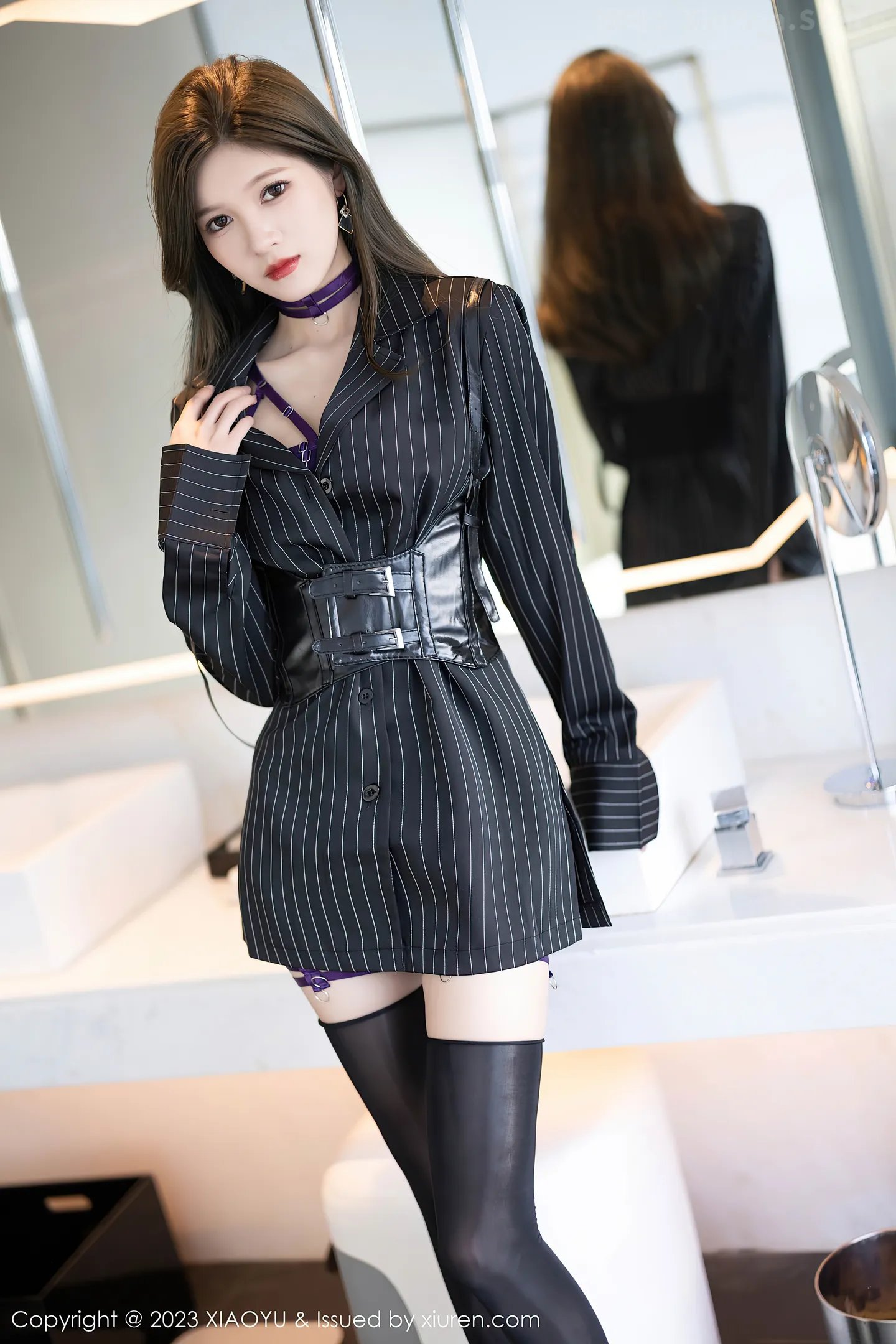 图片[4]-[XiaoYu画语界]Vol.1056 模特程程程脱深色条纹服露性感紫色情趣内衣秀完美身材诱惑写真88P-秀人网官方网站